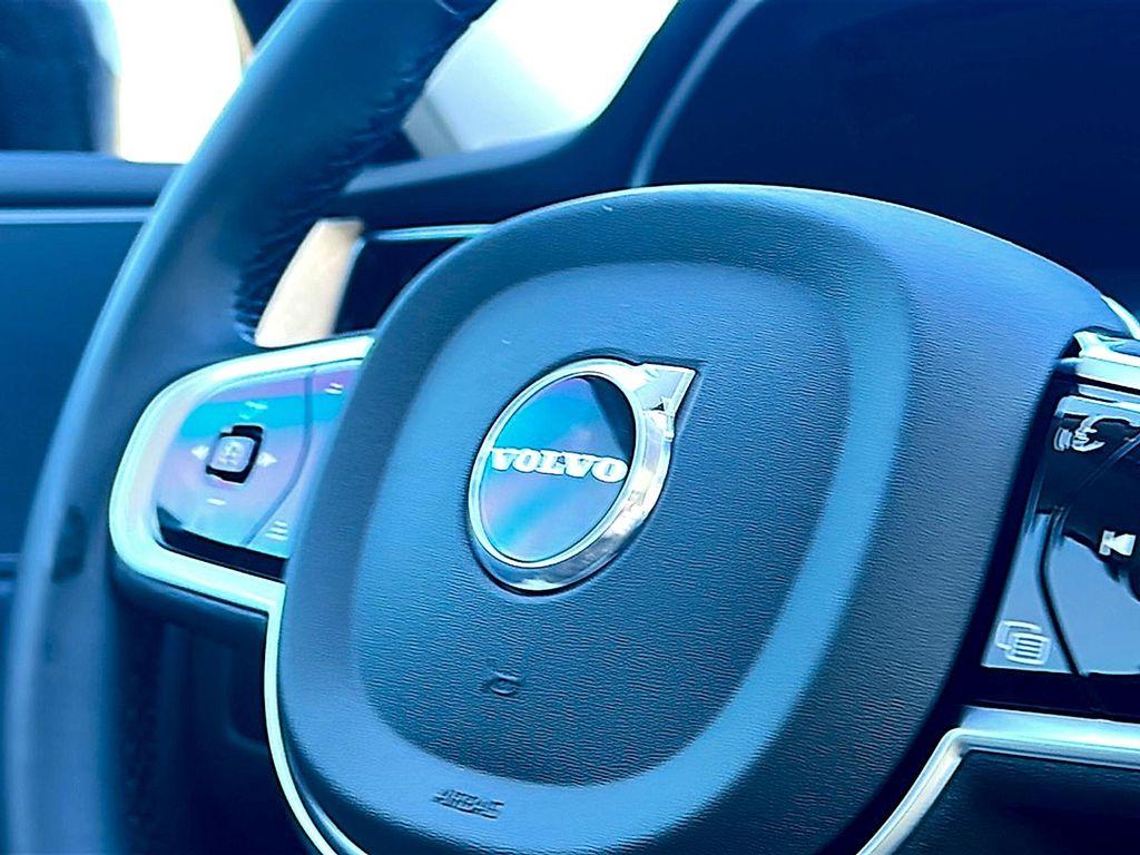 new 2026 Volvo XC60 car, priced at $57,985