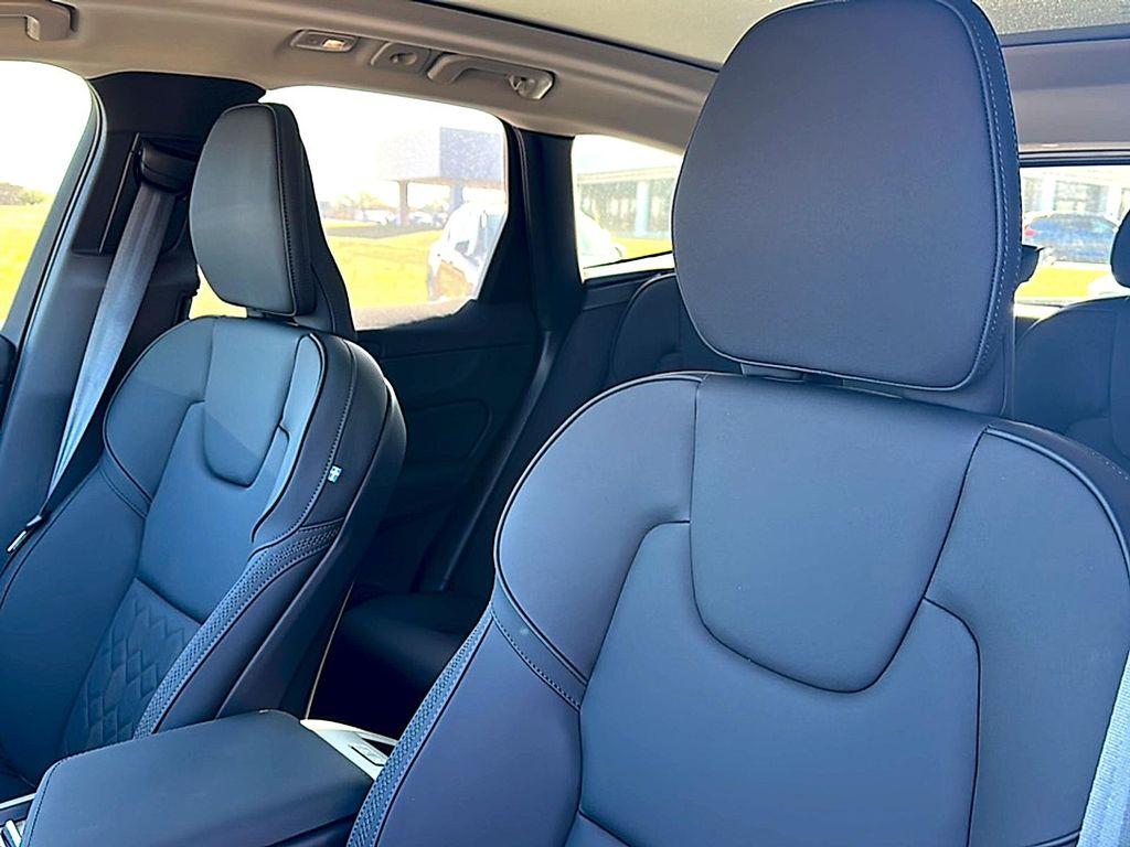 new 2026 Volvo XC60 car, priced at $57,985