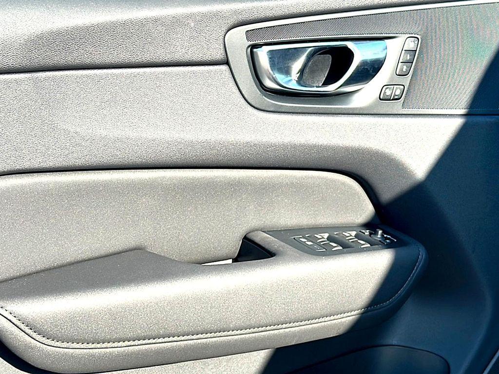 new 2026 Volvo XC60 car, priced at $57,985