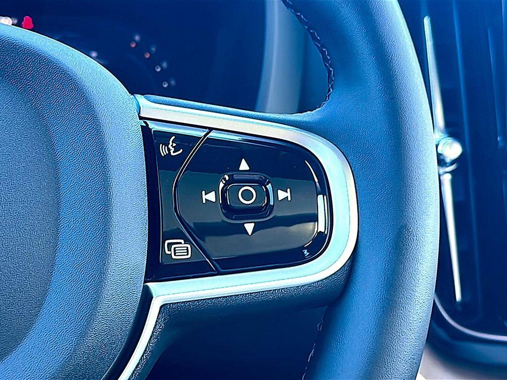 new 2026 Volvo XC60 car, priced at $57,985