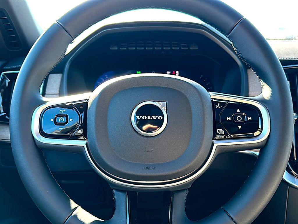 new 2026 Volvo XC90 car, priced at $71,825