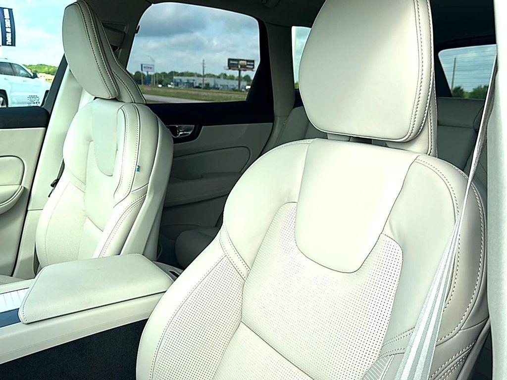 new 2026 Volvo XC60 Plug-In Hybrid car, priced at $73,835