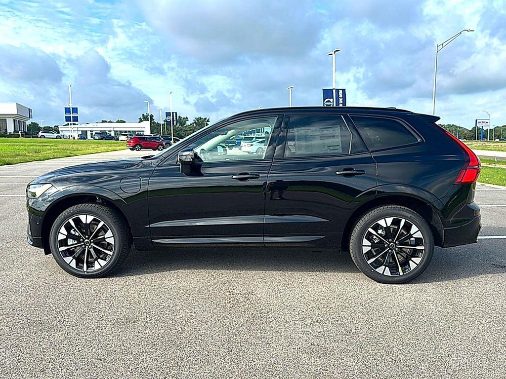 new 2026 Volvo XC60 Plug-In Hybrid car, priced at $73,835