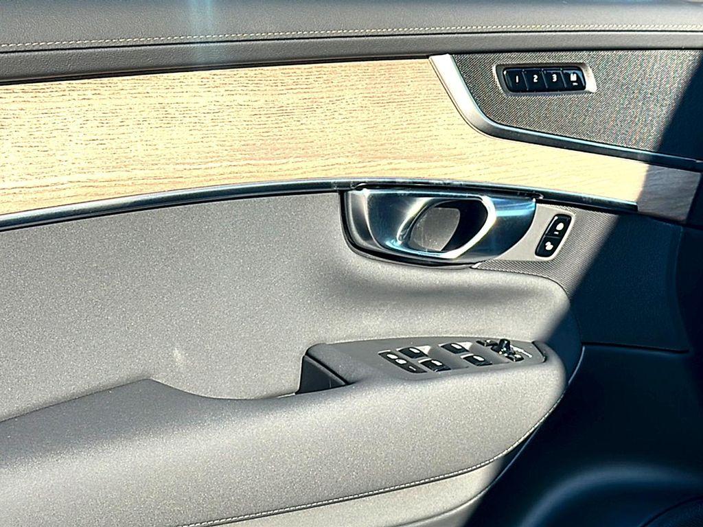 new 2026 Volvo XC90 car, priced at $69,175