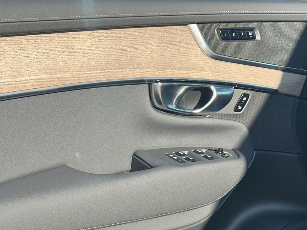new 2026 Volvo XC90 car, priced at $69,175
