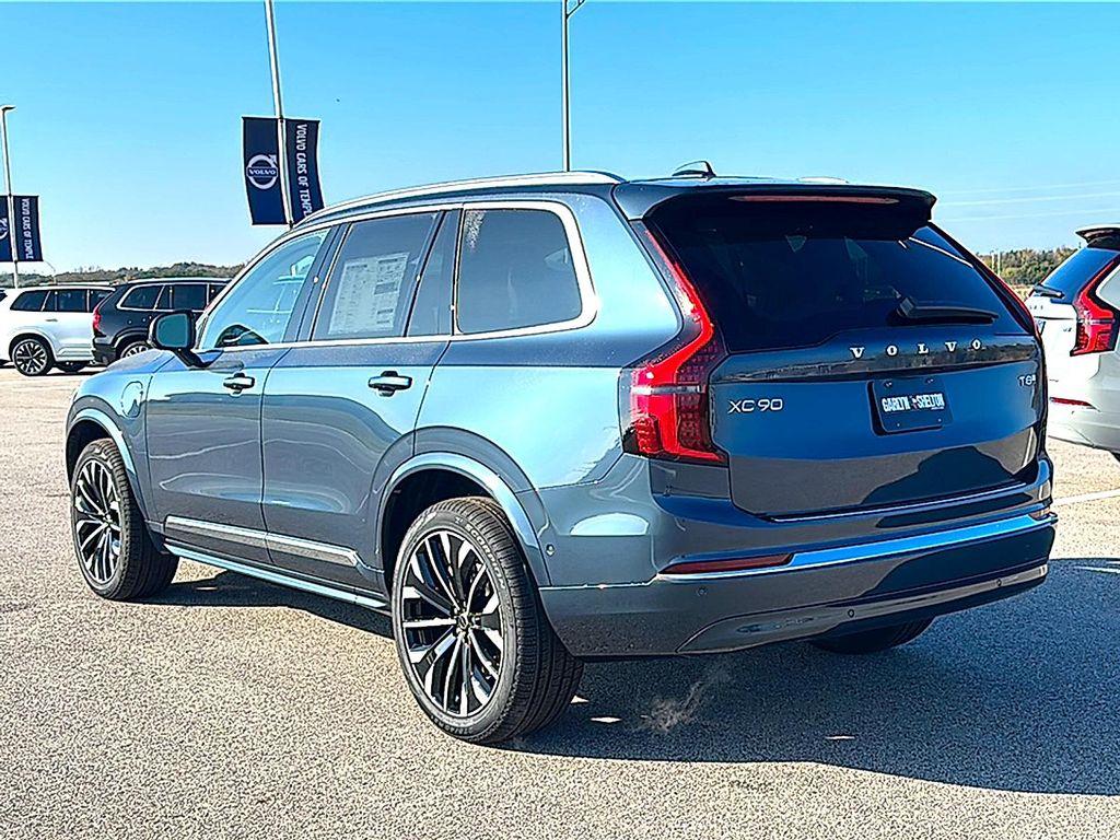 new 2026 Volvo XC90 Plug-In Hybrid car, priced at $85,625