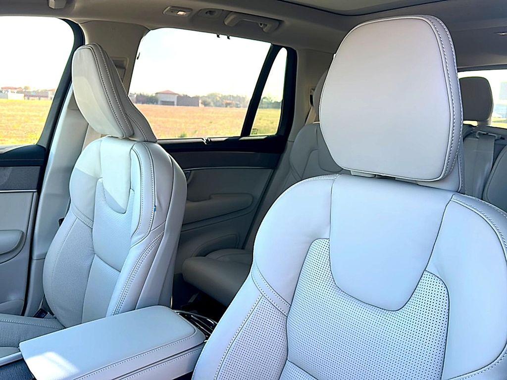 new 2026 Volvo XC90 Plug-In Hybrid car, priced at $85,625
