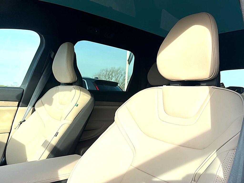 new 2026 Volvo EX90 car, priced at $78,890