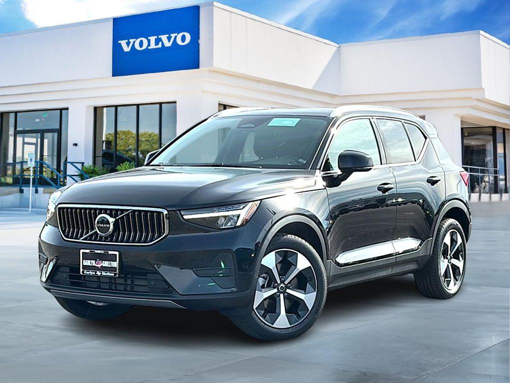 new 2025 Volvo XC40 car, priced at $36,965