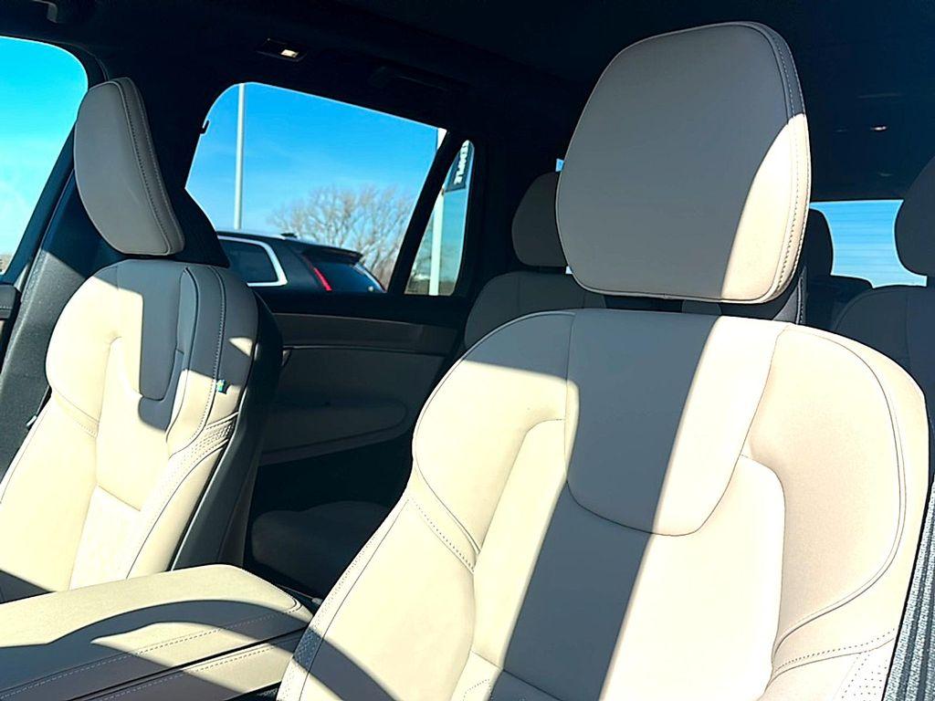 new 2026 Volvo XC90 car, priced at $72,625