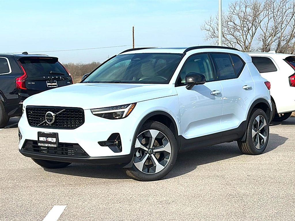 new 2026 Volvo XC40 car, priced at $50,260