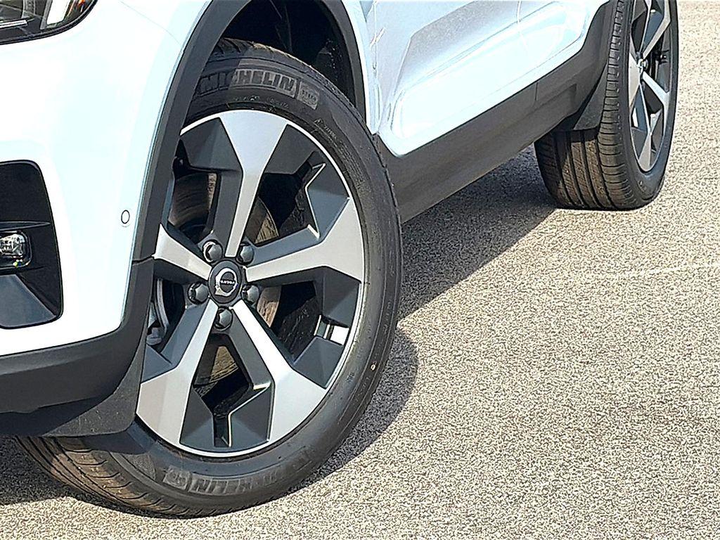 new 2026 Volvo XC40 car, priced at $50,260