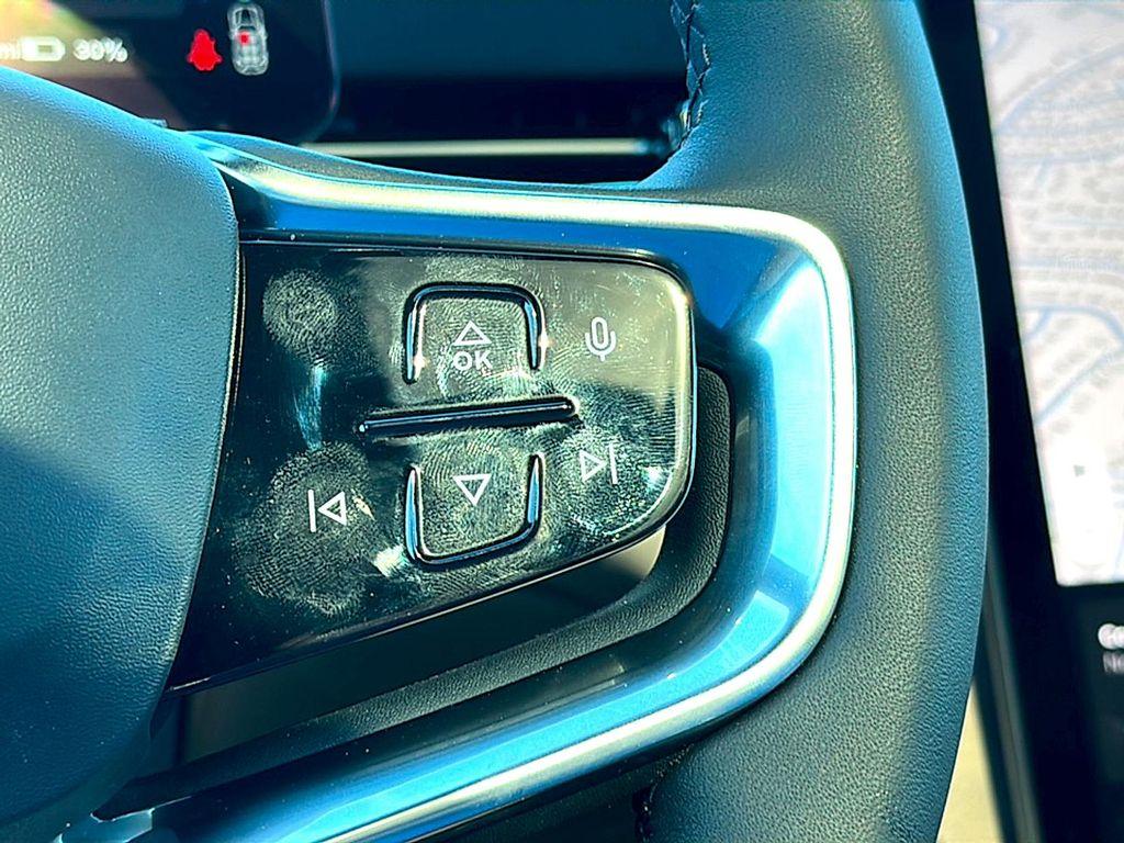 new 2025 Volvo EX90 car, priced at $88,140