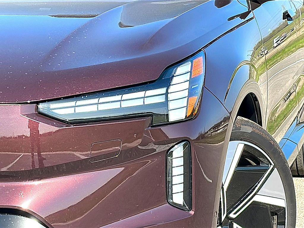 new 2025 Volvo EX90 car, priced at $88,140