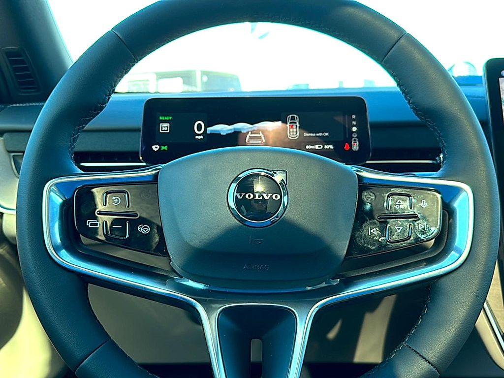 new 2025 Volvo EX90 car, priced at $88,140