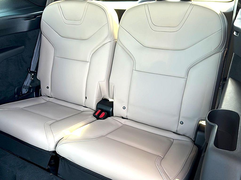 new 2025 Volvo EX90 car, priced at $88,140