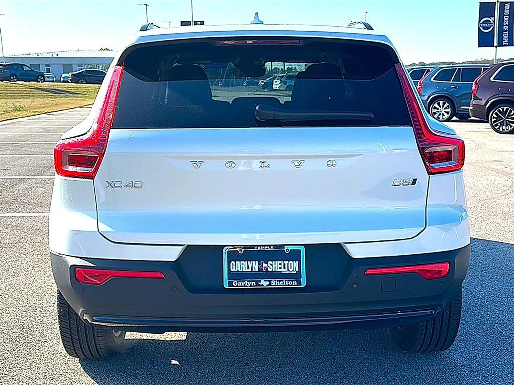 new 2026 Volvo XC40 car, priced at $50,600