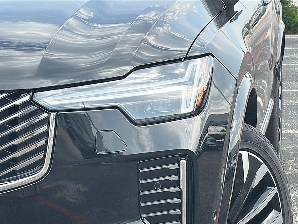 new 2025 Volvo XC90 car, priced at $60,458