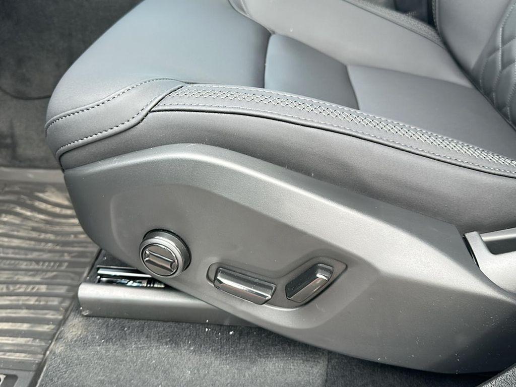 new 2025 Volvo XC90 car, priced at $60,458