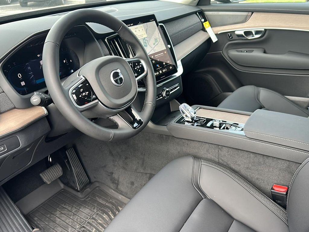 new 2025 Volvo XC90 car, priced at $60,458