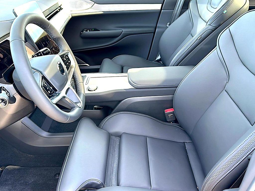 new 2025 Volvo EX90 car, priced at $88,840