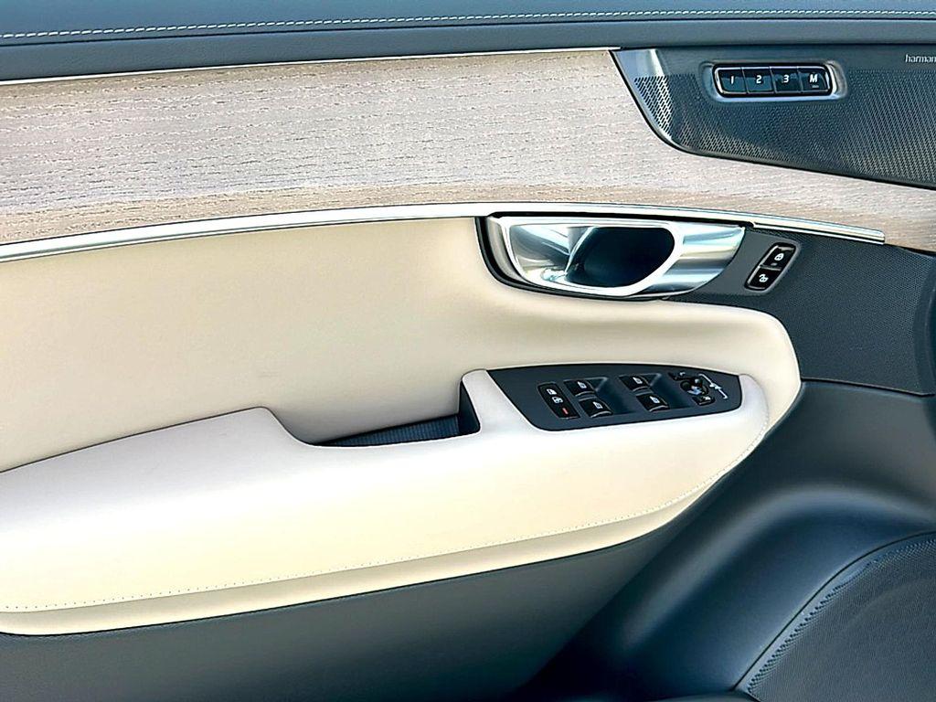 new 2026 Volvo XC90 car, priced at $71,795