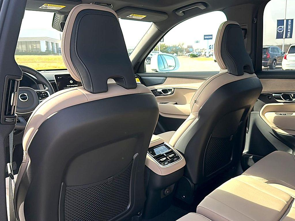 new 2026 Volvo XC90 car, priced at $71,795