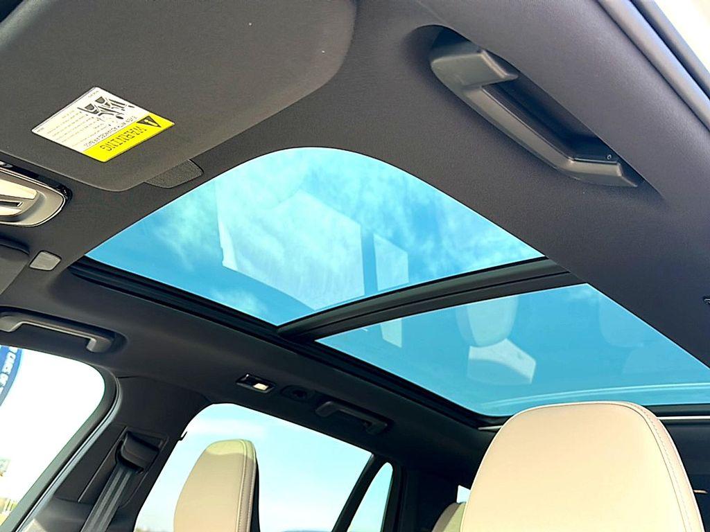new 2026 Volvo XC90 car, priced at $71,795