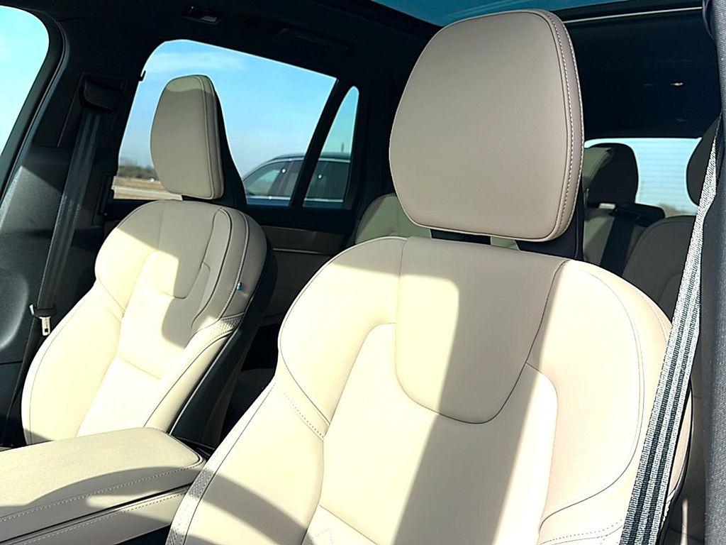 new 2026 Volvo XC90 car, priced at $71,795
