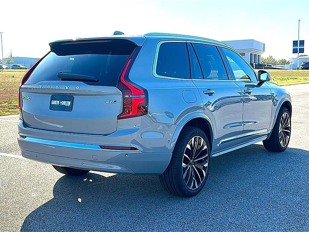 new 2026 Volvo XC90 car, priced at $71,825