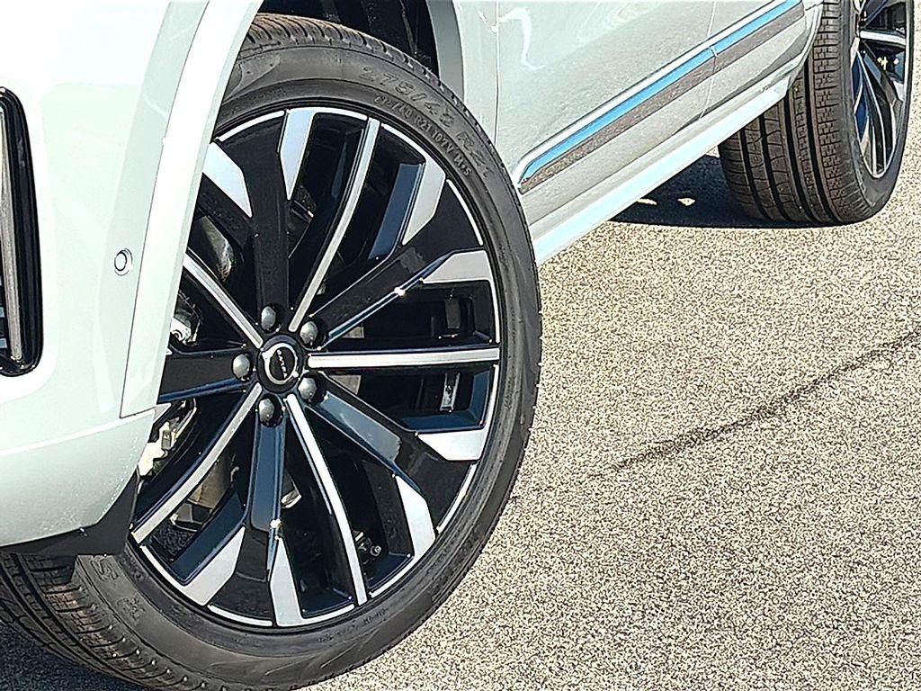 new 2026 Volvo XC90 car, priced at $71,825