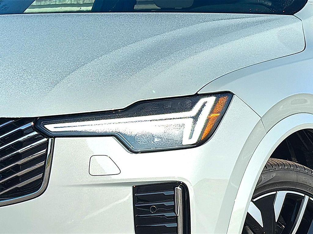 new 2026 Volvo XC90 car, priced at $71,825