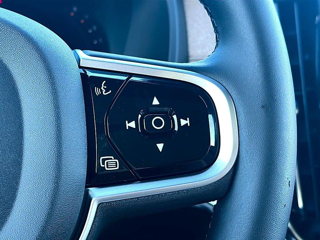 new 2026 Volvo XC90 car, priced at $71,825