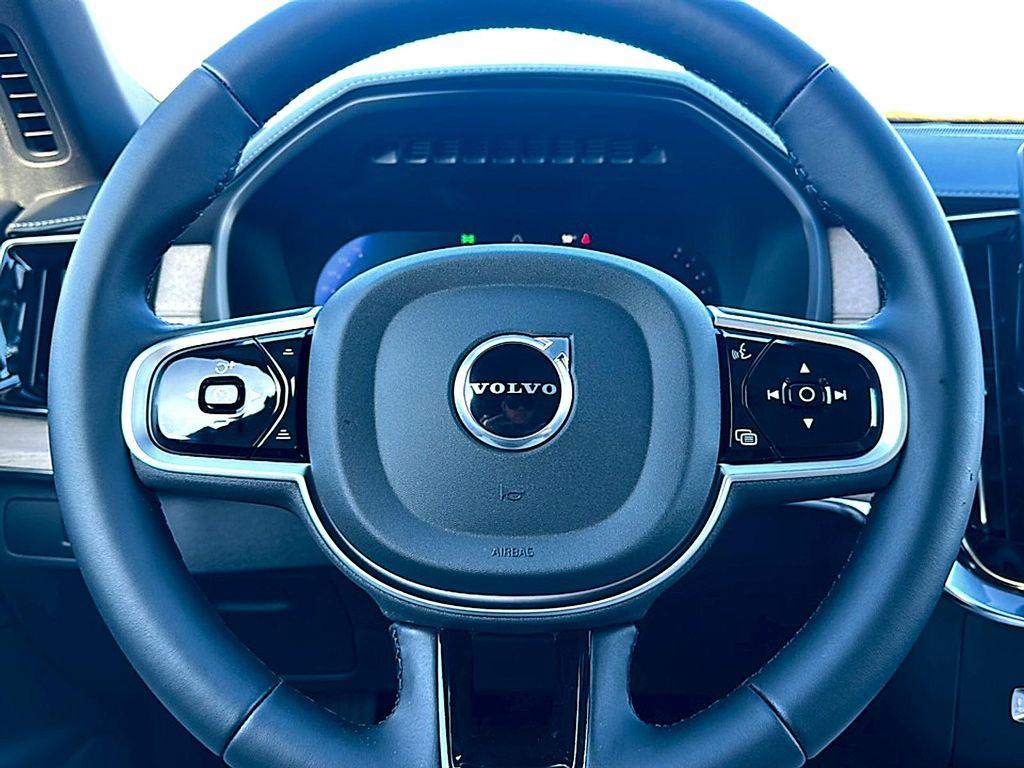 new 2026 Volvo XC90 car, priced at $71,825