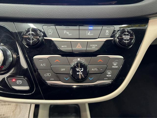 used 2024 Chrysler Pacifica car, priced at $29,500