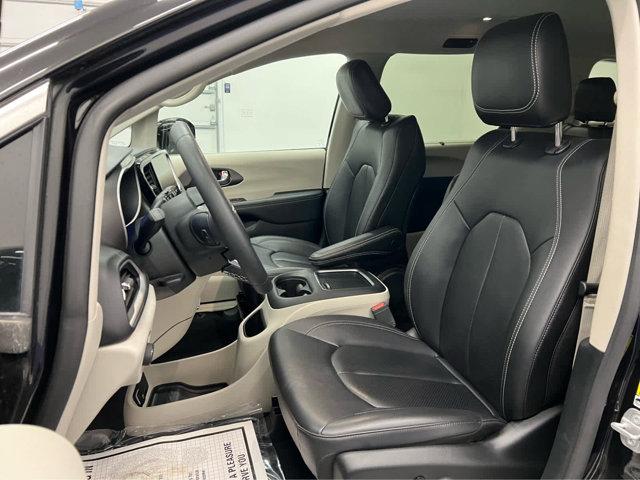 used 2024 Chrysler Pacifica car, priced at $29,500
