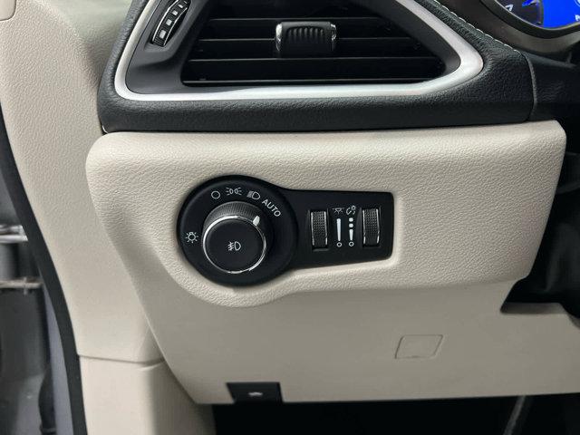 used 2021 Chrysler Pacifica car, priced at $20,990