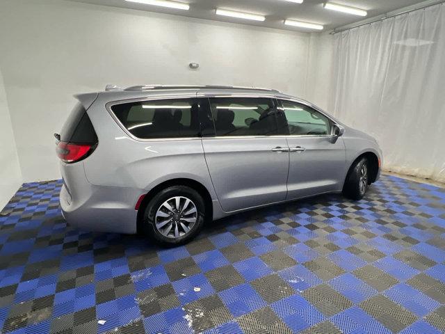 used 2021 Chrysler Pacifica car, priced at $20,990