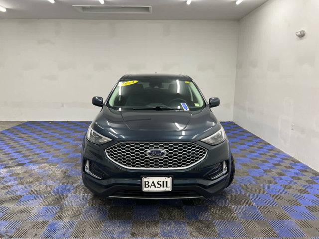 used 2024 Ford Edge car, priced at $26,900