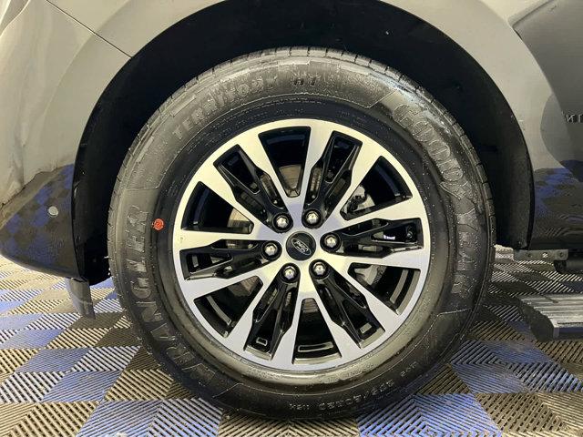 used 2025 Ford Expedition Max car, priced at $72,990