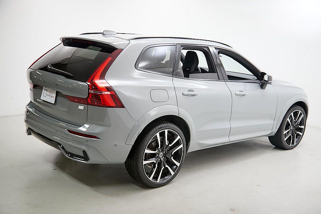 used 2024 Volvo XC60 Recharge Plug-In Hybrid car, priced at $50,495