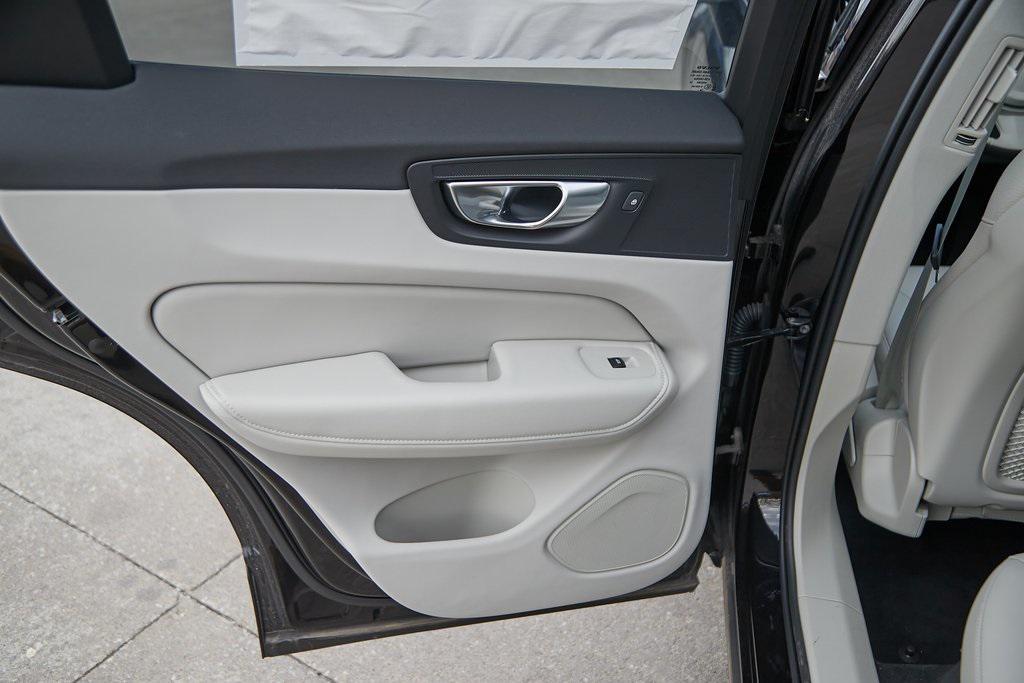 new 2025 Volvo XC60 Plug-In Hybrid car, priced at $51,995