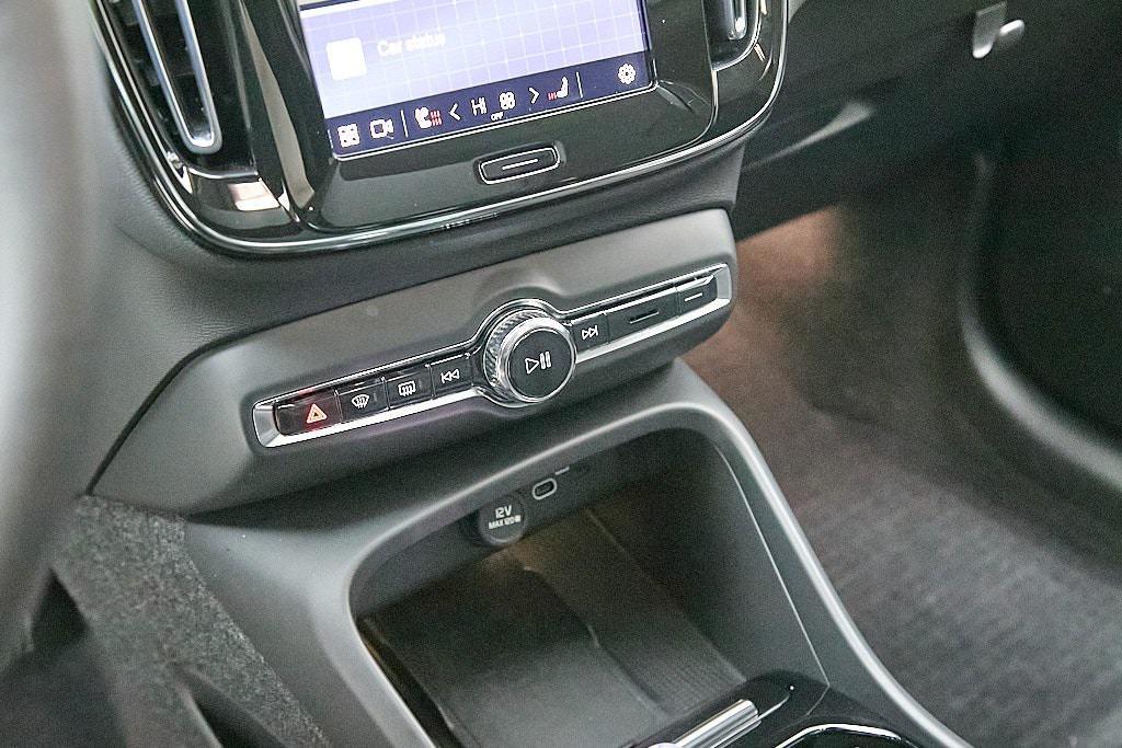 used 2023 Volvo XC40 car, priced at $30,495