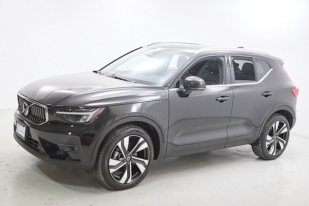 used 2023 Volvo XC40 car, priced at $30,495