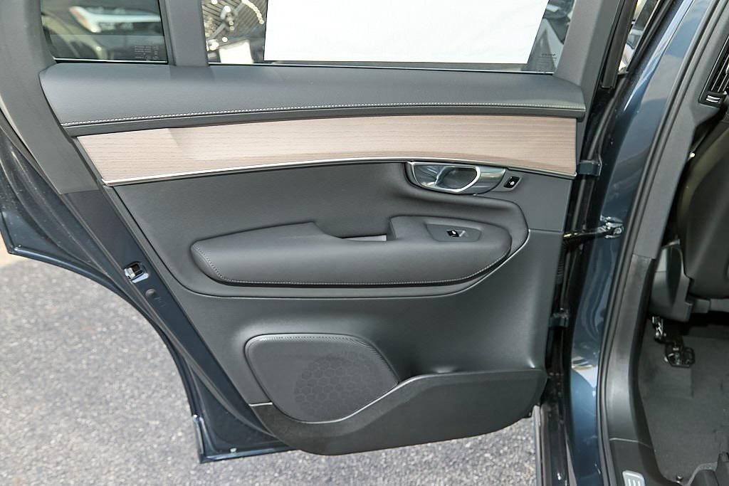 new 2026 Volvo XC90 car, priced at $69,600