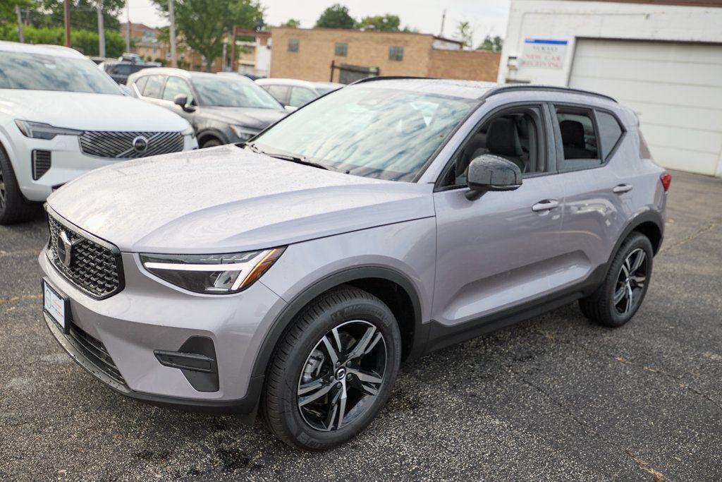 new 2026 Volvo XC40 car, priced at $41,545