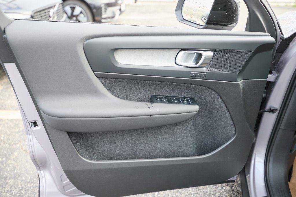 new 2026 Volvo XC40 car, priced at $41,545
