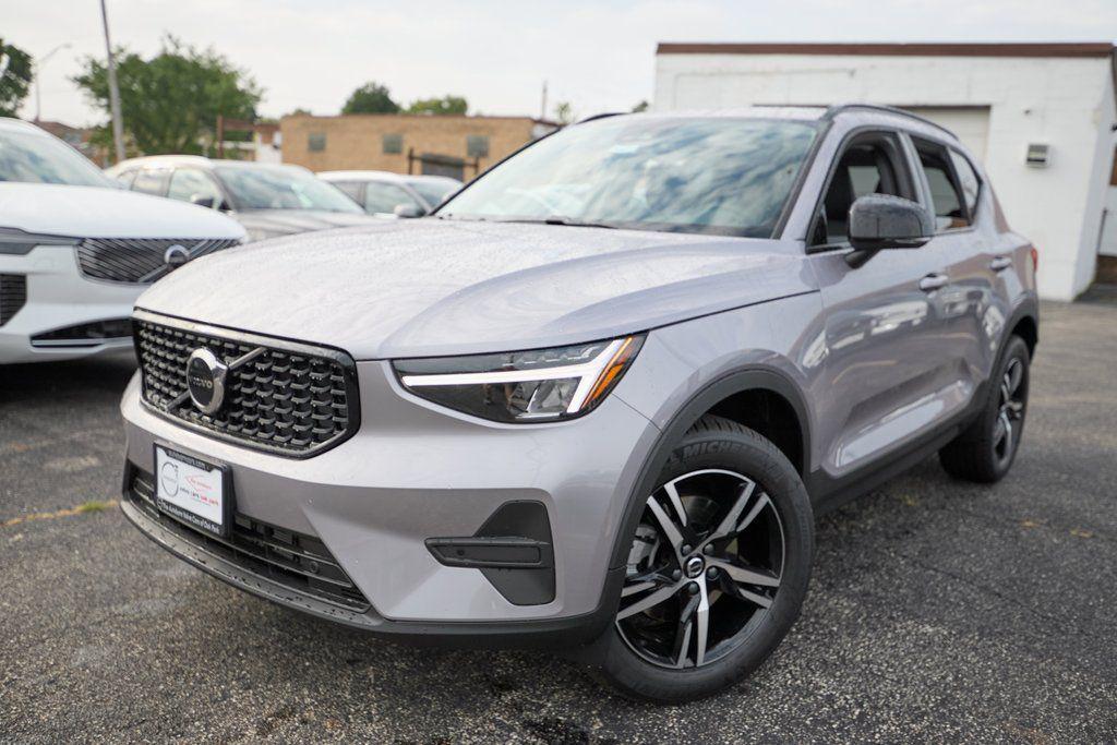 new 2026 Volvo XC40 car, priced at $41,545