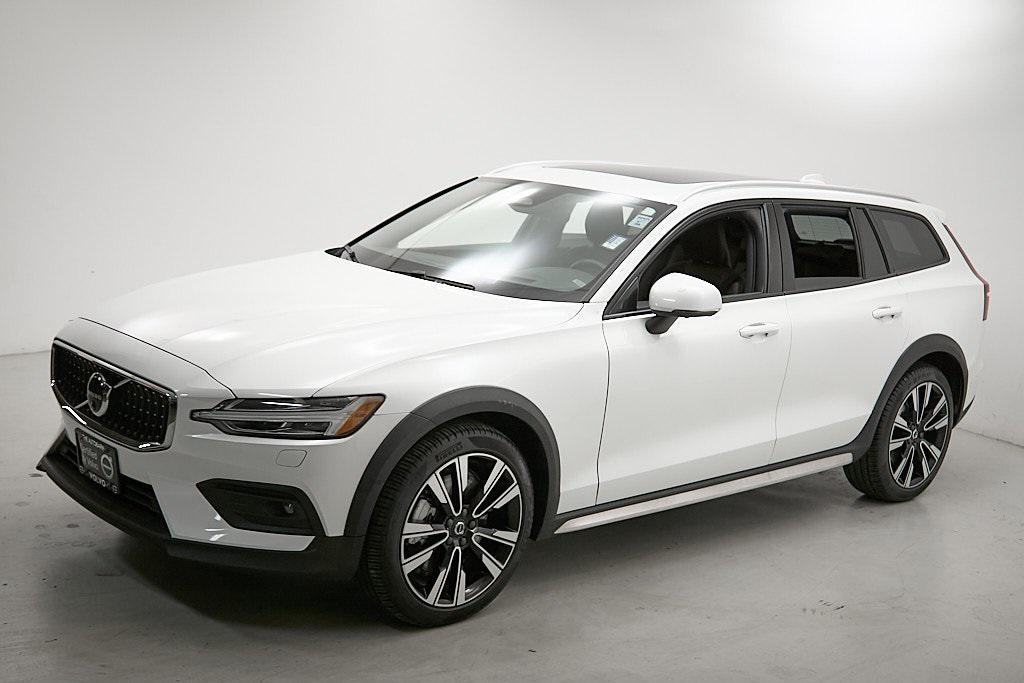 used 2024 Volvo V60 Cross Country car, priced at $46,995