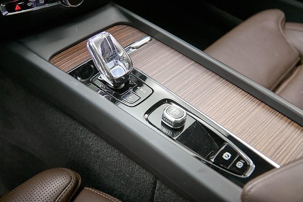 used 2024 Volvo V60 Cross Country car, priced at $46,995